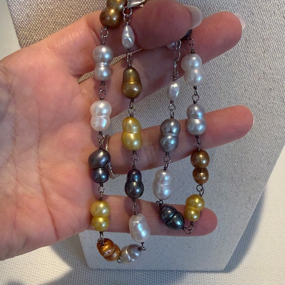 Elegant Freshwater Real Pearl Necklaces - Picture 10 of 12